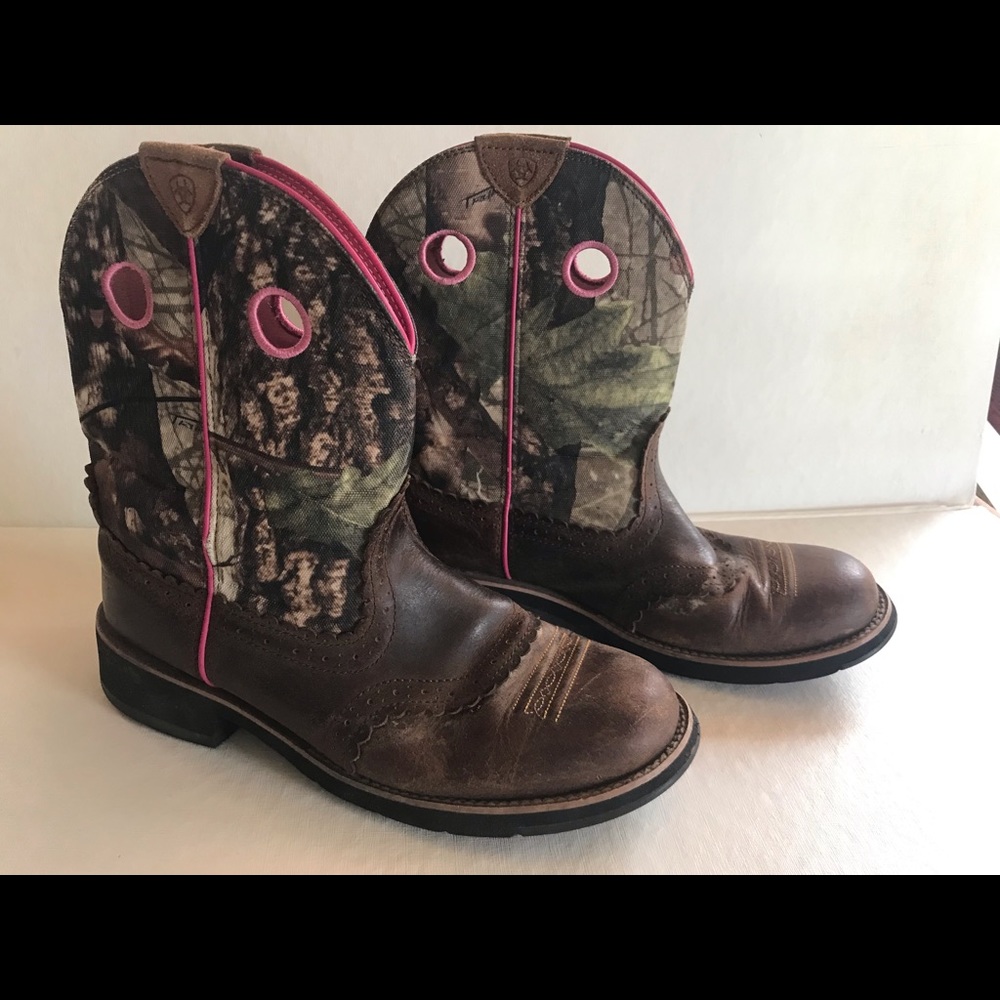 ARIAT Fat Baby Boots - Woman’s Size 11